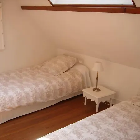 Le Huis Clos : Maison Avec Jardin Clos Et Garage *