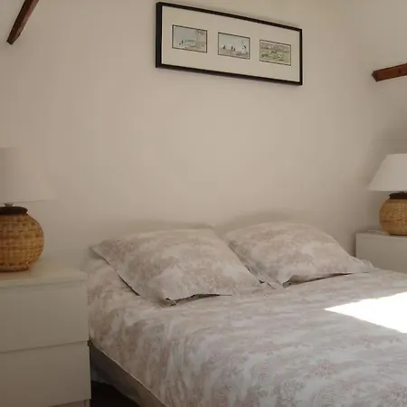 Le Huis Clos : Maison Avec Jardin Clos Et Garage * Dieppe